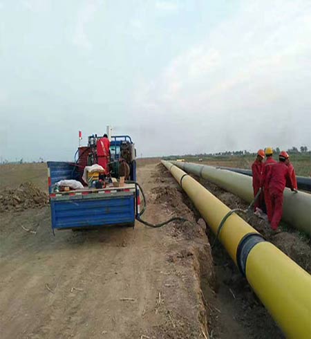 管道保溫要怎么做常用什么材料？聚氨酯噴涂機(jī)可以嗎