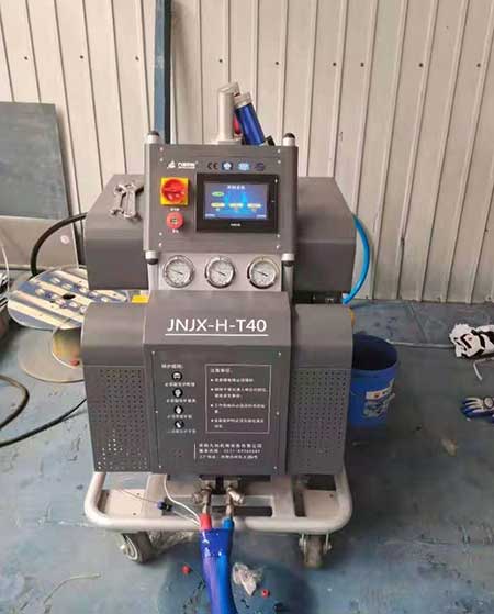 噴涂硬泡聚氨酯用什么設備 冷庫外墻溫施工噴涂機(圖2) T40噴涂硬泡聚氨酯設備