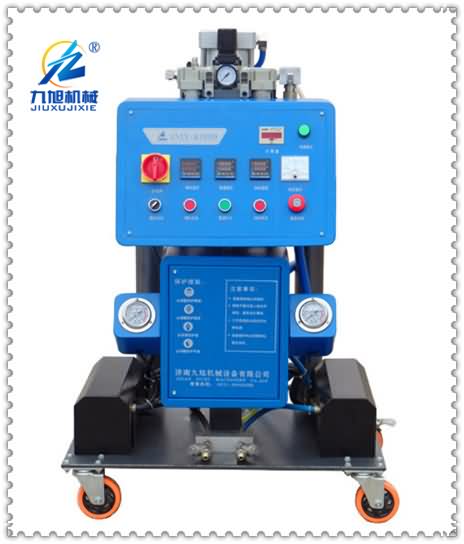 聚氨酯發(fā)泡設(shè)備JNJX-Q2600(圖1)
